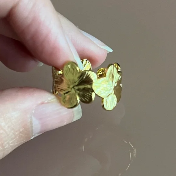 🌸 NEW Flower Open Gold Ring 🌸 - Picture 7 of 14